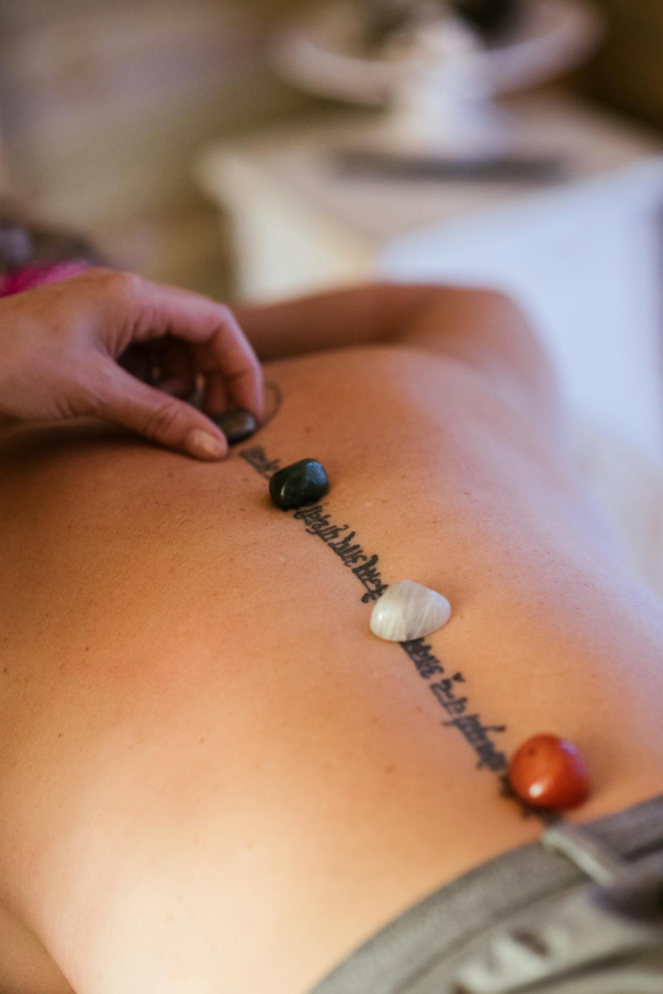 Hot Stone auf einer Frau